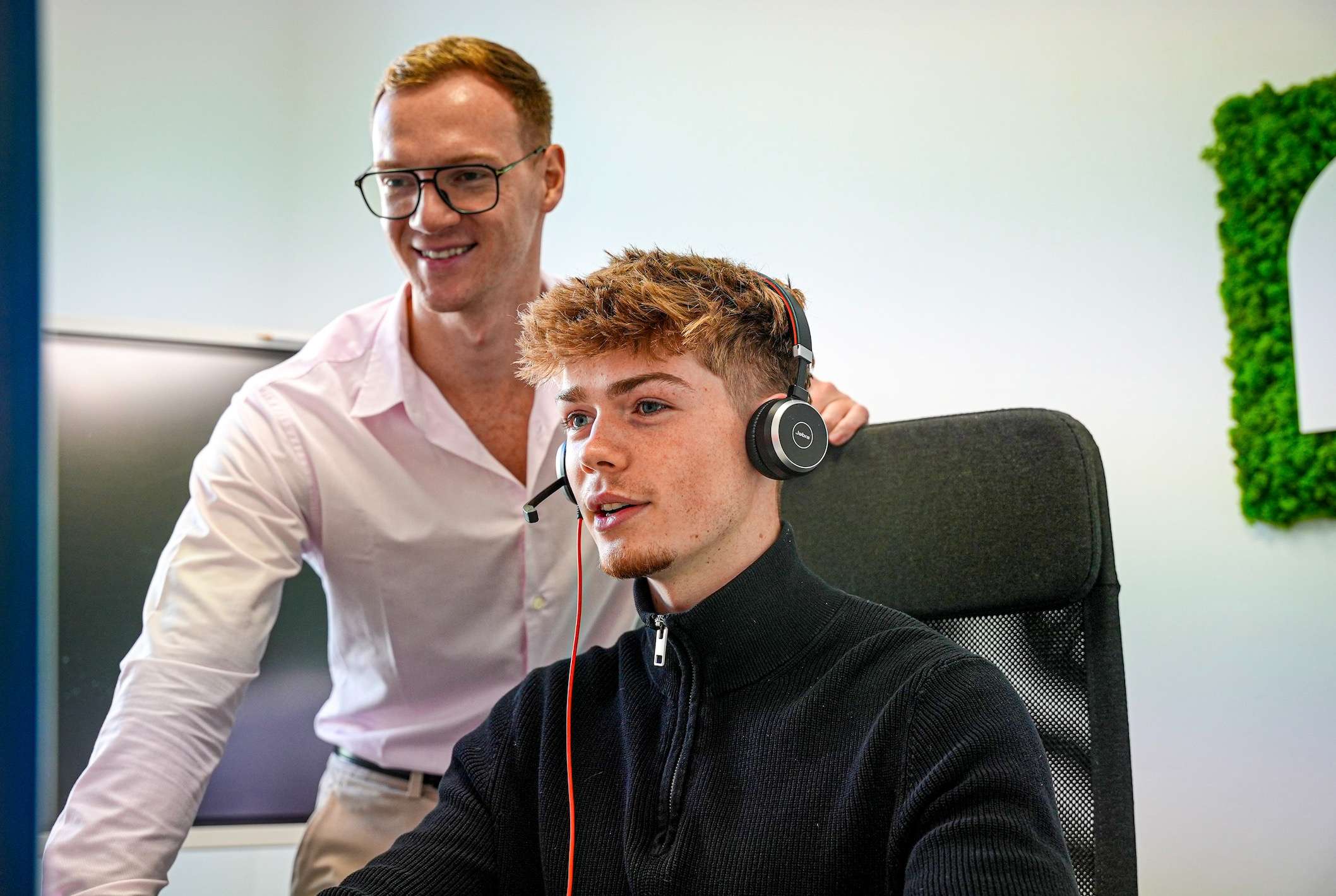 Einblick in die Büroräume und das Team der Niederlag Consulting GmbH