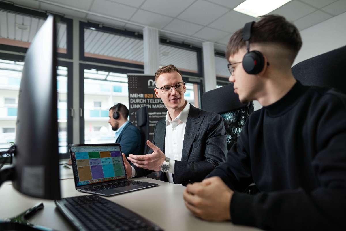 Einblick in die Büroräume und das Team der Niederlag Consulting GmbH